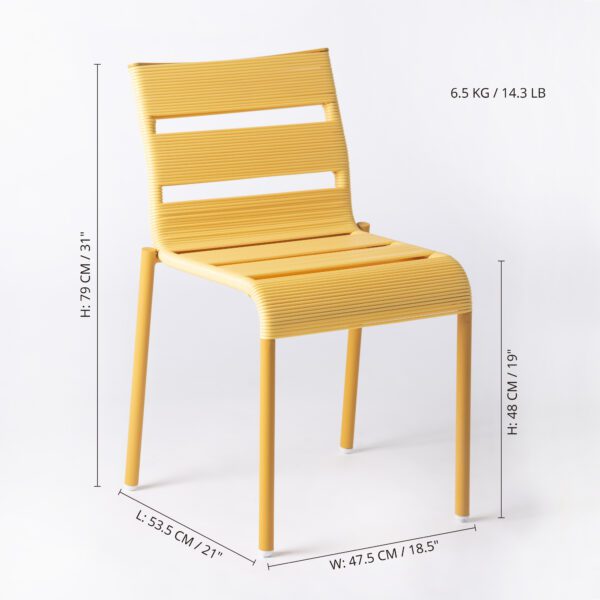 Barcelonette Dining Chair :: PVC Vainilla :: 6