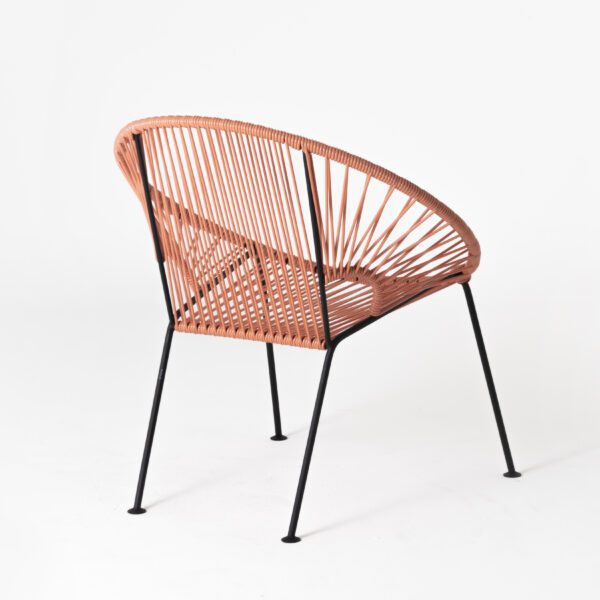 Ixtapa Lounge Chair :: PVC Rosa Calido :: 4